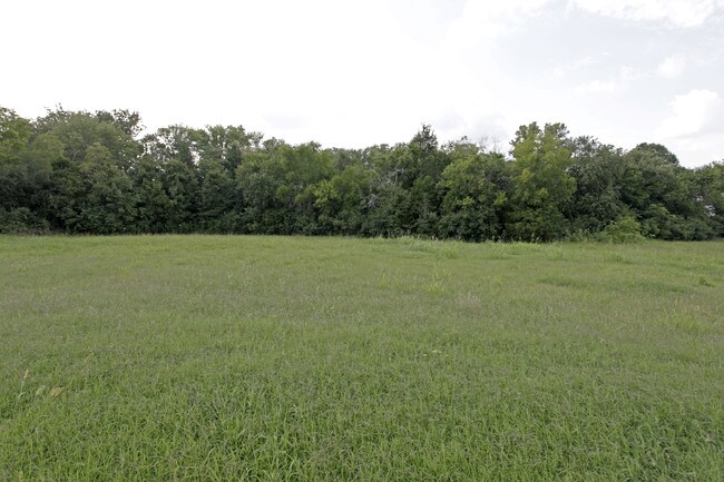 Plus de détails pour 1204 & 1210 Longleaf Drive | 1.88 Acres – Terrain à vendre, Gallatin, TN